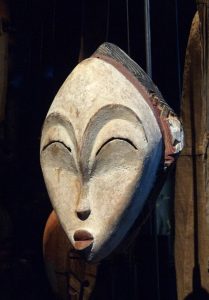 Photo of African mask